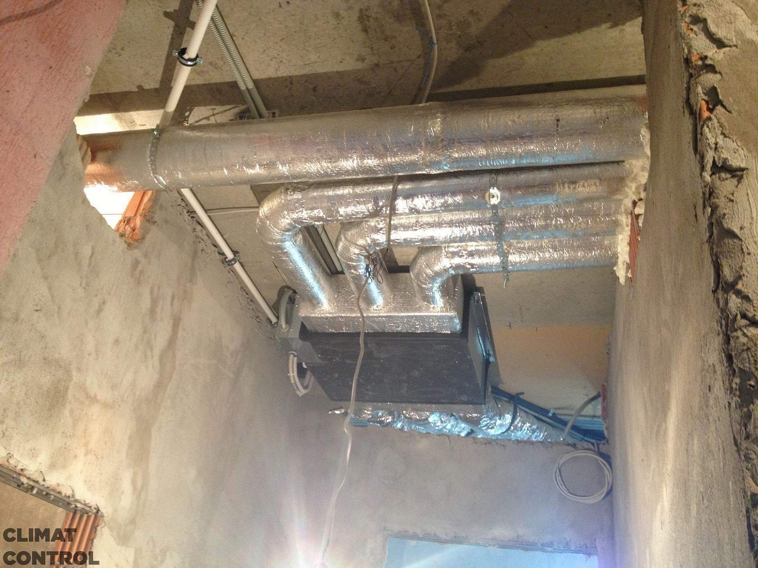 Монтаж вентиляции в квартире, в Новосибирске